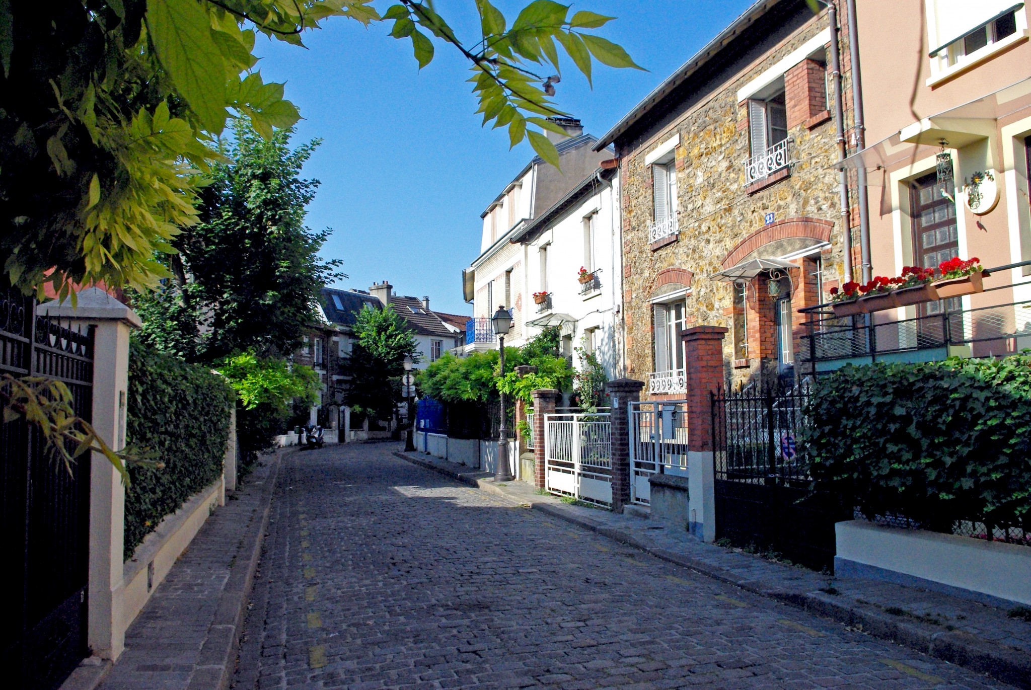 The Paris Challenge: La Campagne à Paris © French Moments