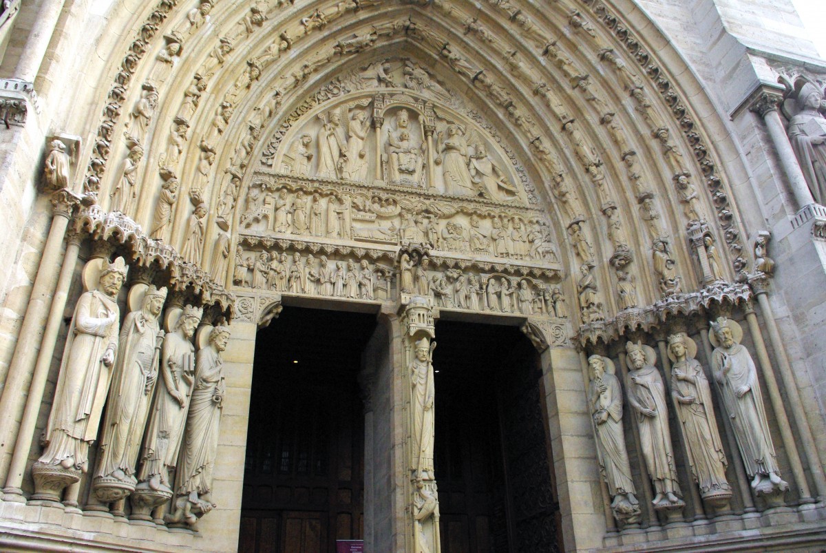 Tympanum Portal of St. Anne, Notre-Dame © French Moments