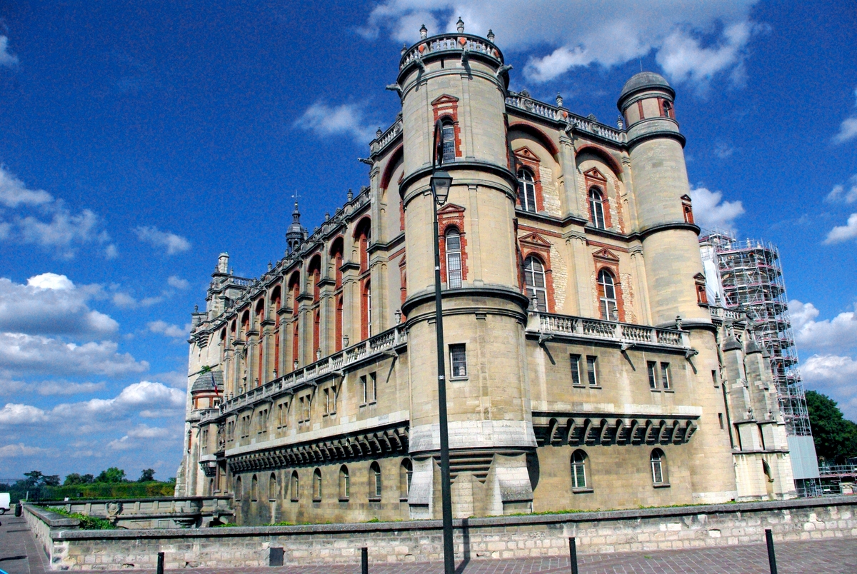 The Castle of Saint-Germain-en-Laye © French Moments