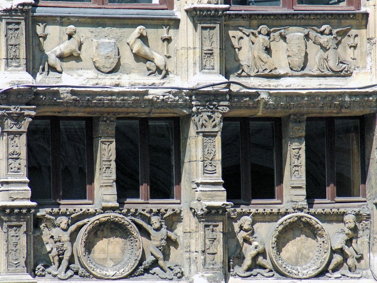 Detail of the House of the Exchequer in Rouen © French Moments