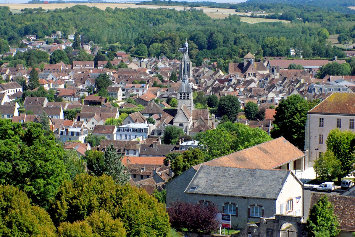 General View of Provins Ville Basse © French Moments