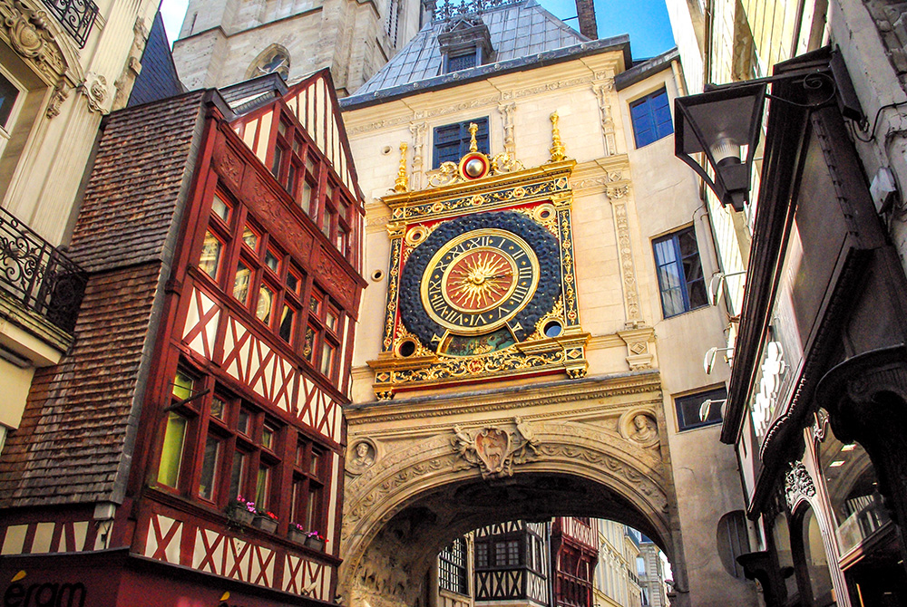 The Gros Horloge Rouen s Iconic Timekeeper Through The Age French 