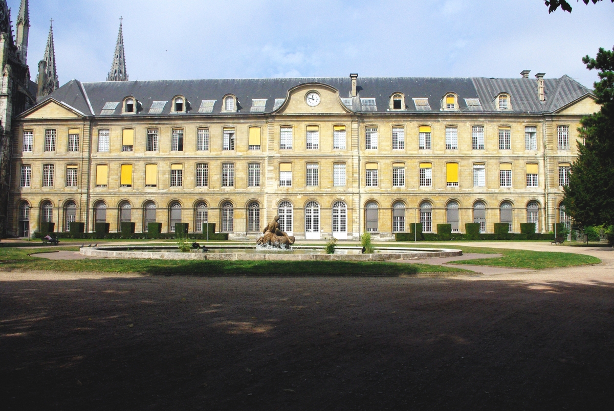 Rouen City Hall from the gardens copyright French Moments