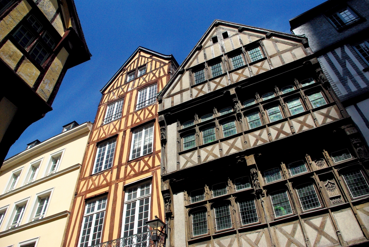 Rue Saint-Romain, Rouen © French Moments