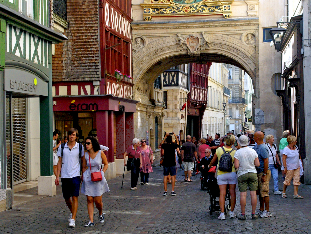 The archway Rouen © French Moments
