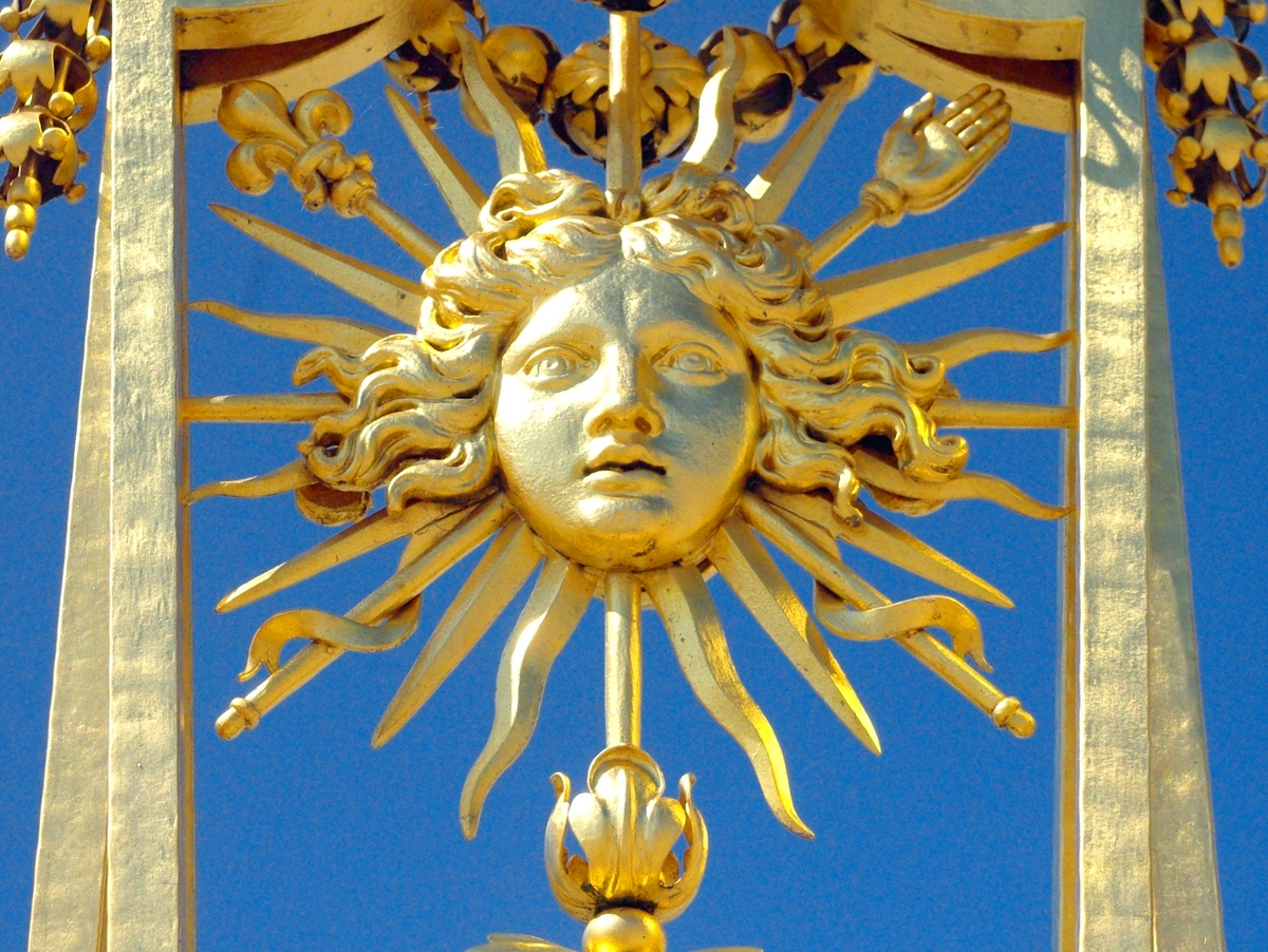 Sun King emblem Palace of Versailles © French Moments