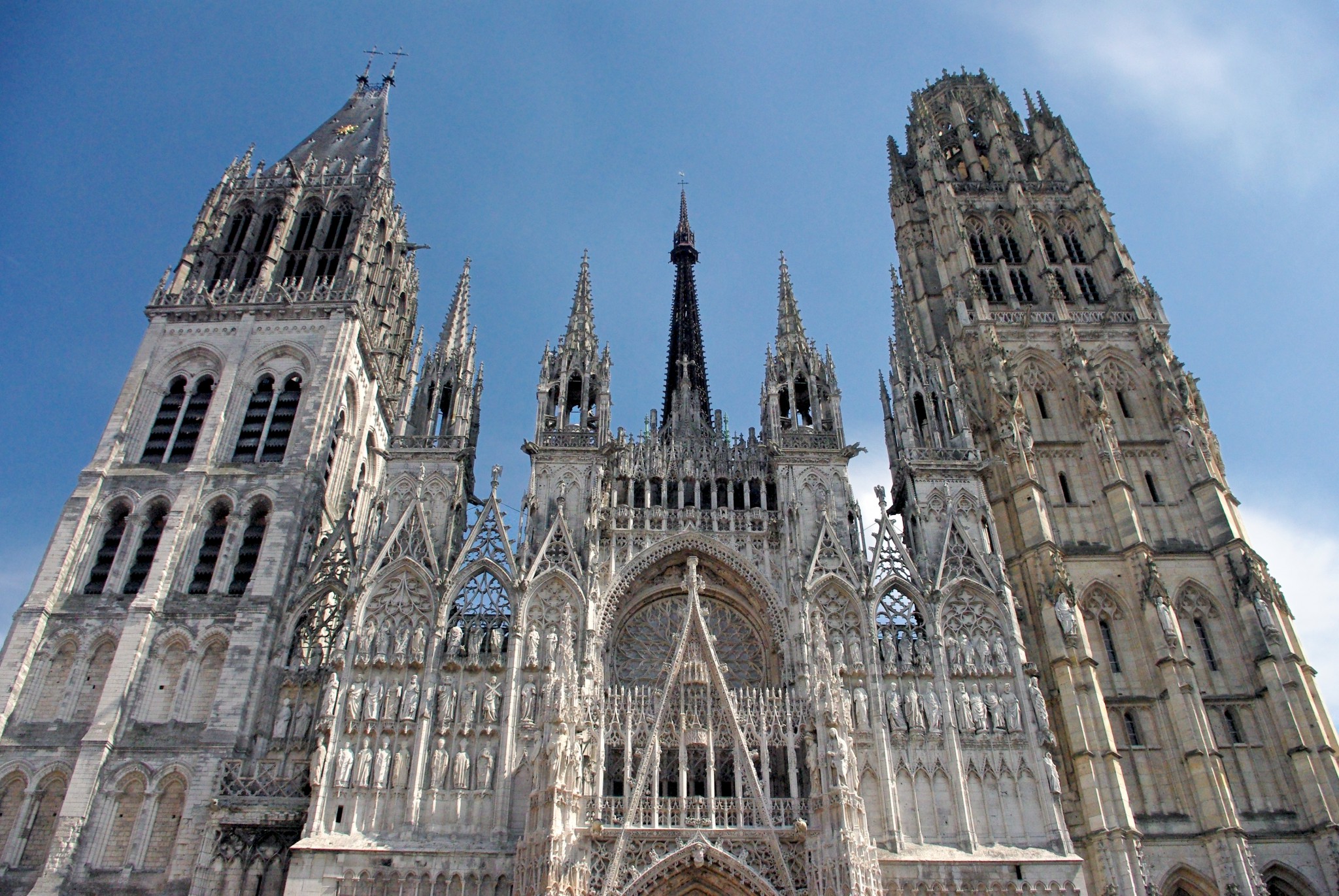 West Front Façade of Rouen 01 Cathedral copyright French Moments