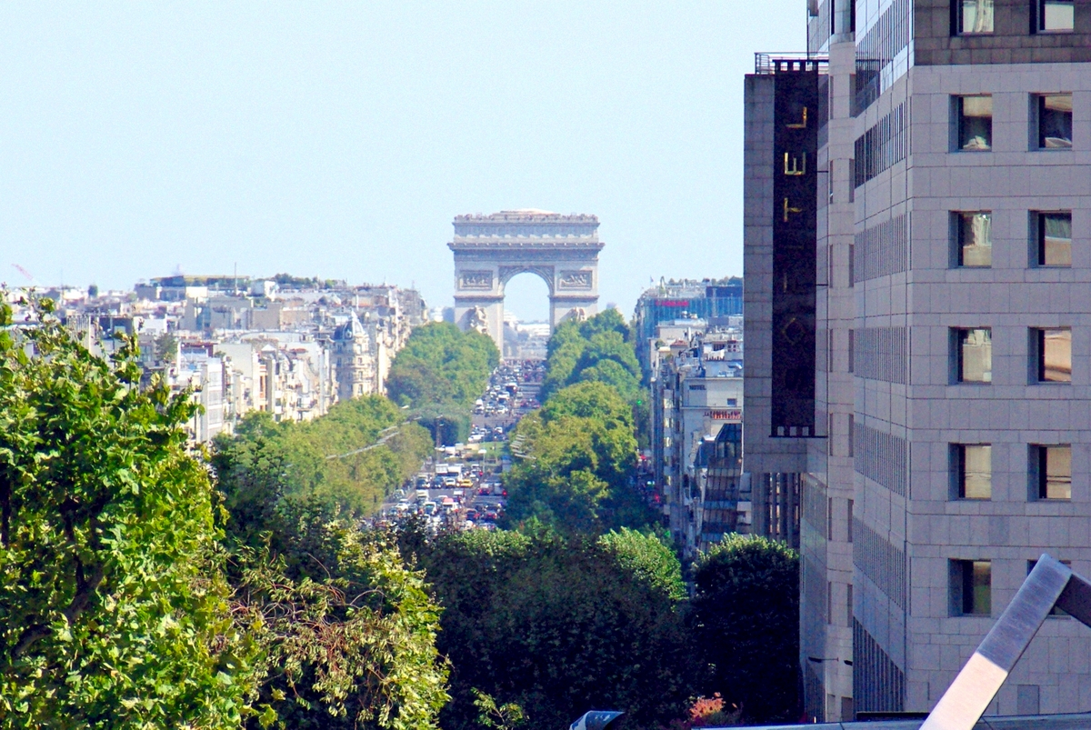 La Defense Septembre 2015 17 copyright French Moments