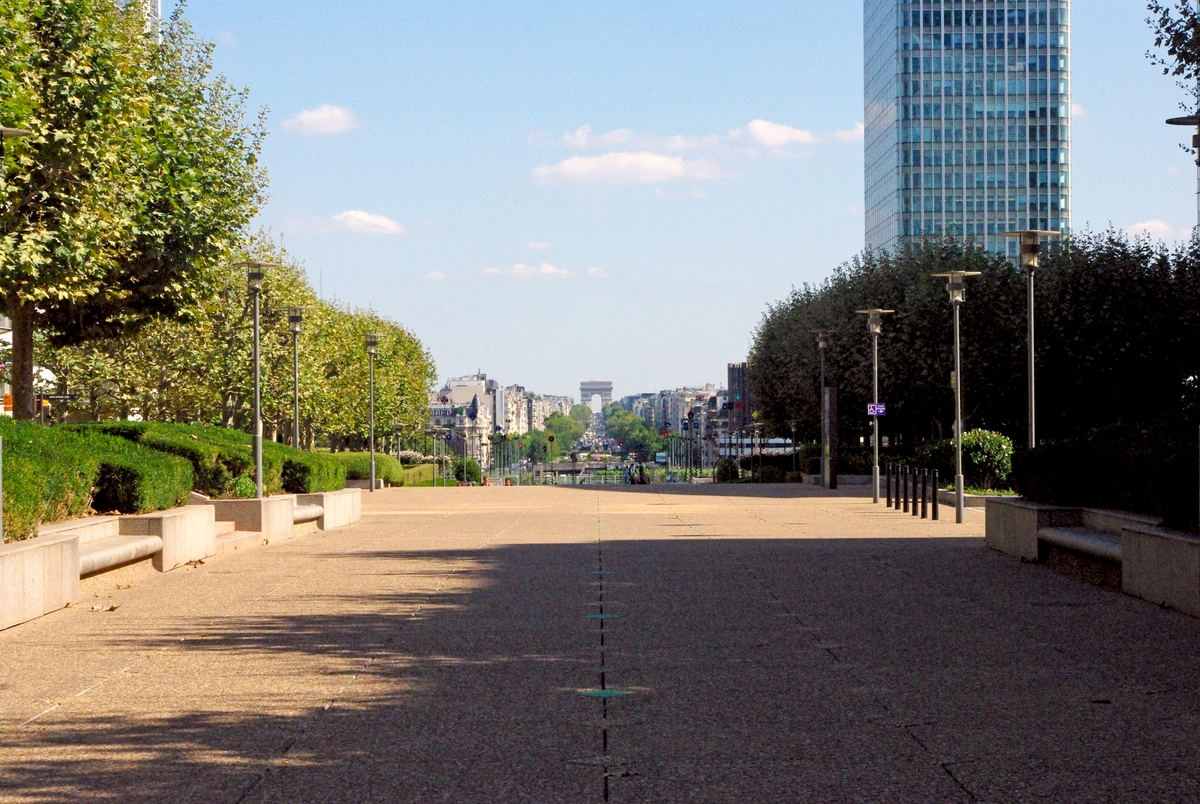 La Defense Septembre 2015 6 copyright French Moments