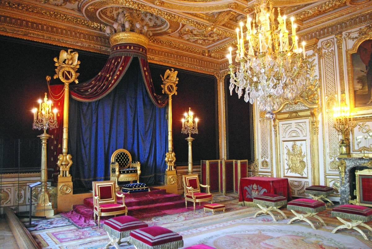 Fontainebleau Castle Interior 01 © French Moments