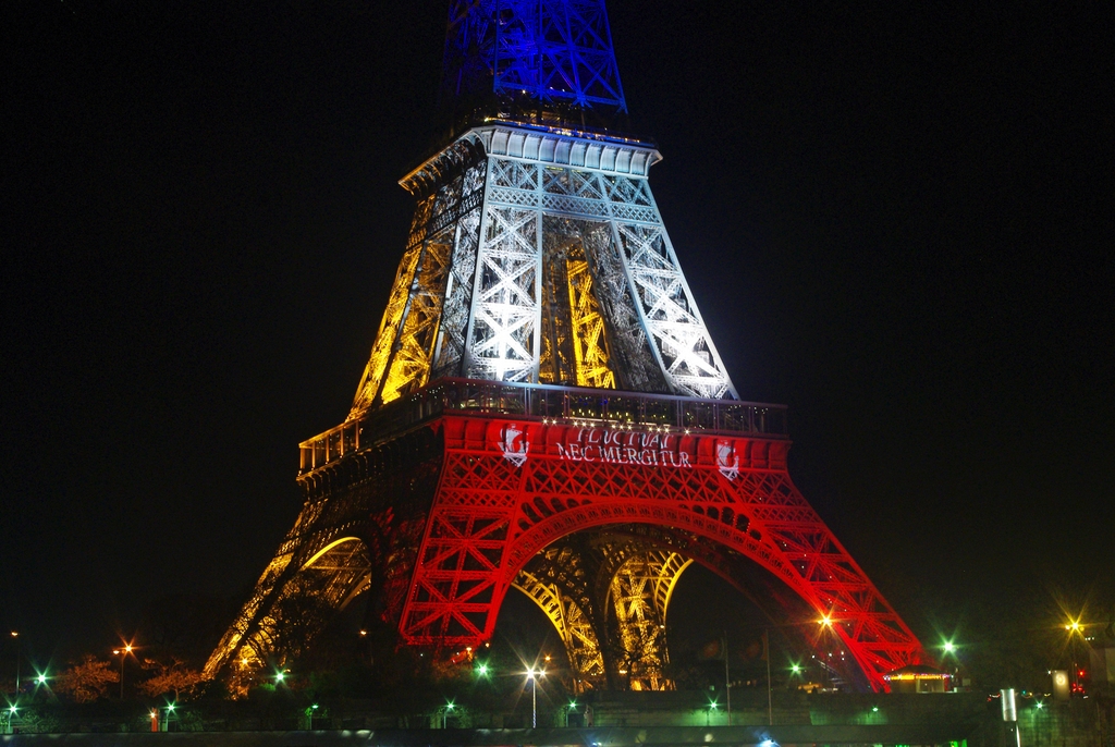 Eiffel Tower Glows in French Colors to Honor Victims