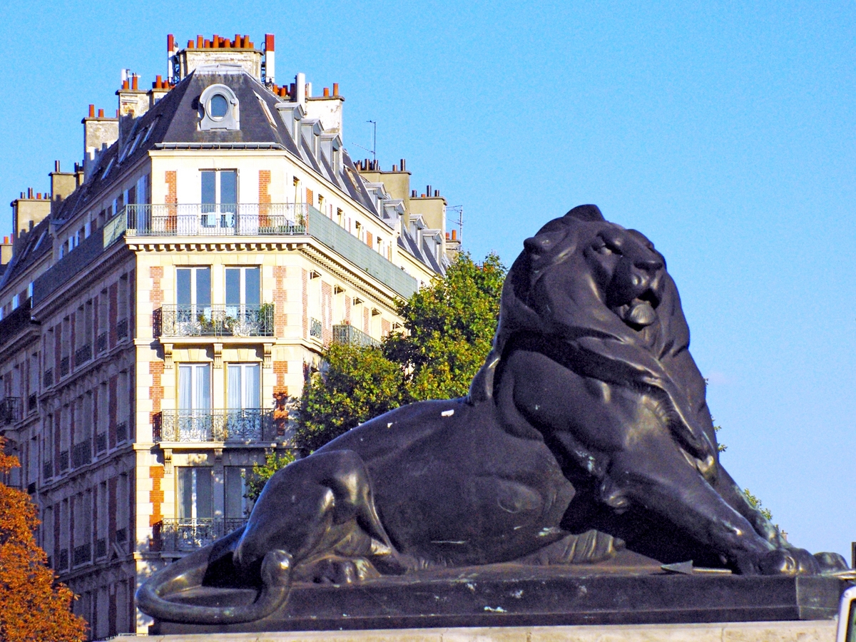 Lion of Belfort in Place Denfert-Rochereau in Paris © French Moments