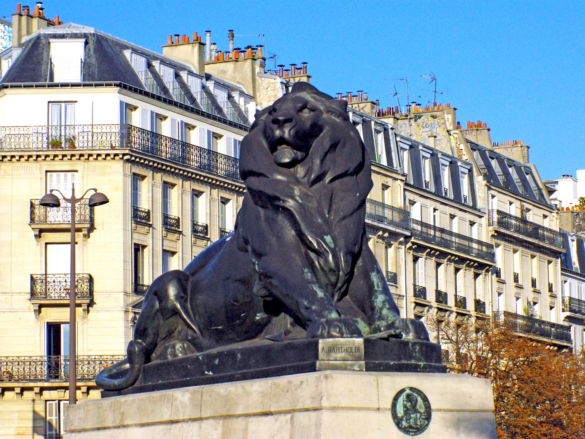 Lion of Belfort in Place Denfert-Rochereau in Paris 03 © French Moments