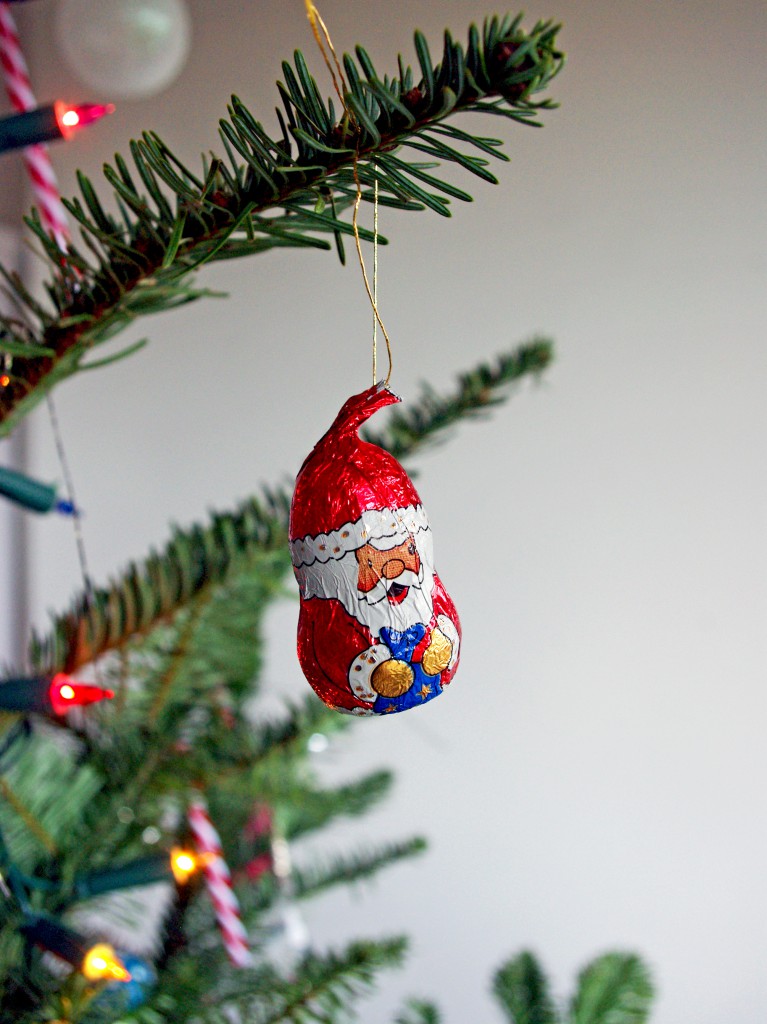 What are the Christmas Tree Decorations in France? - French Moments