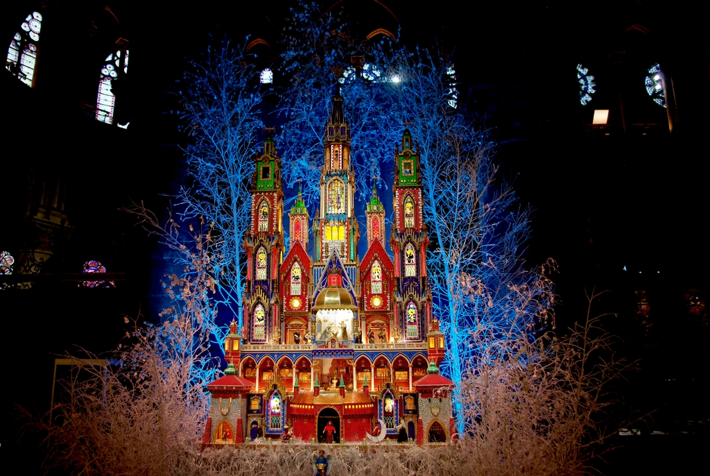 Nativity Scene 2015 Notre-Dame Cathedral copyright French Moments