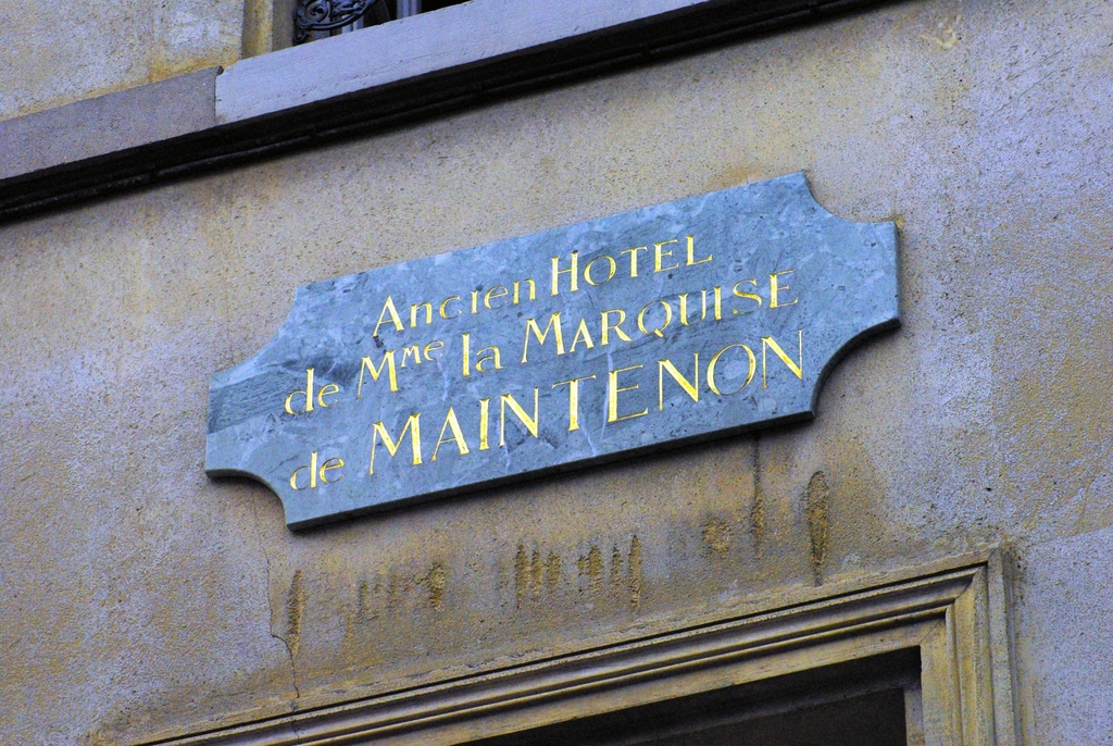Hôtel de Maintenon, Saint-Germain-en-Laye © French Moments