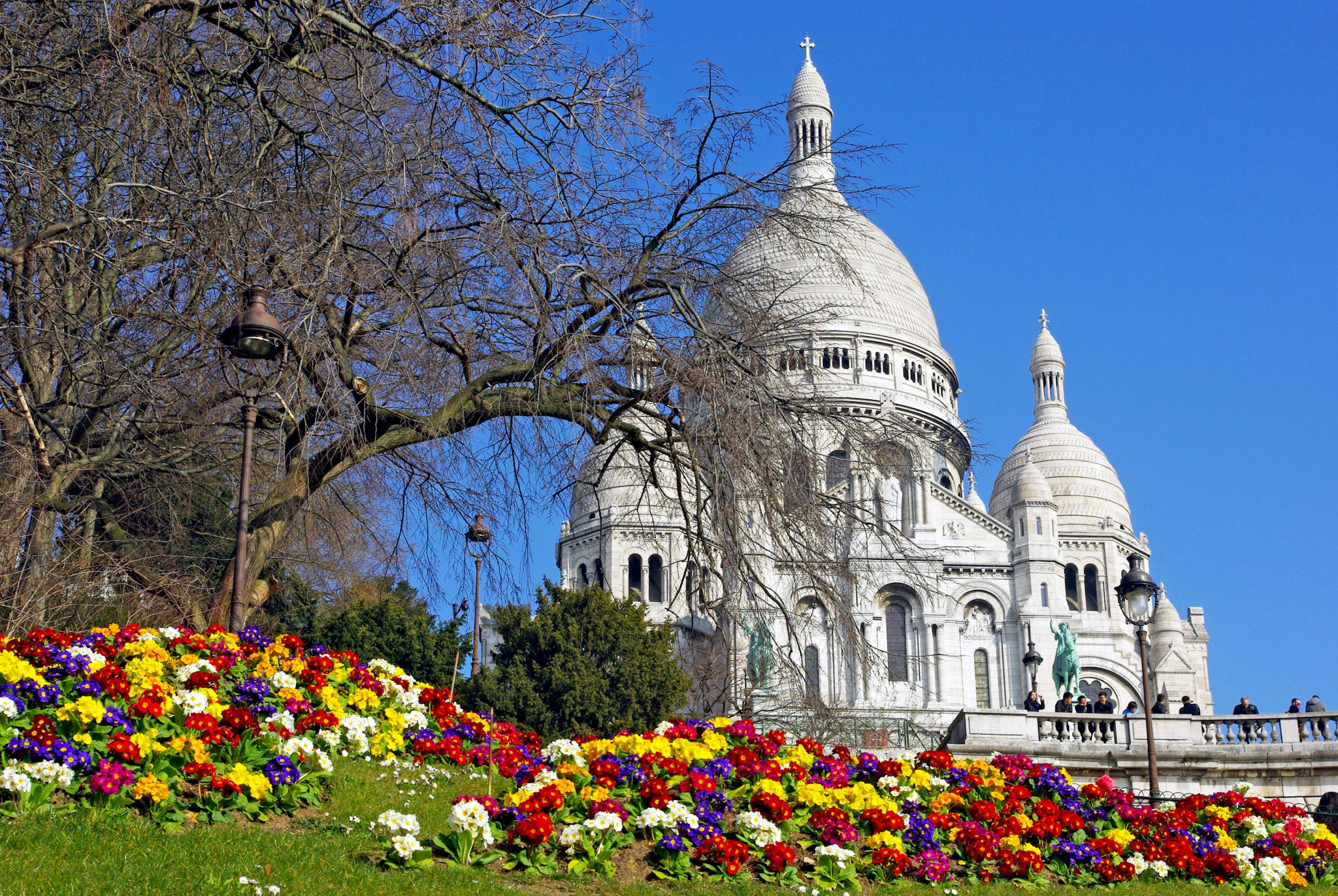 Square Louise Michel, Montmartre - French Moments