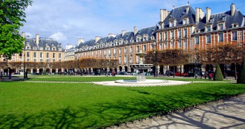 Squares of Paris Quiz © French Moments