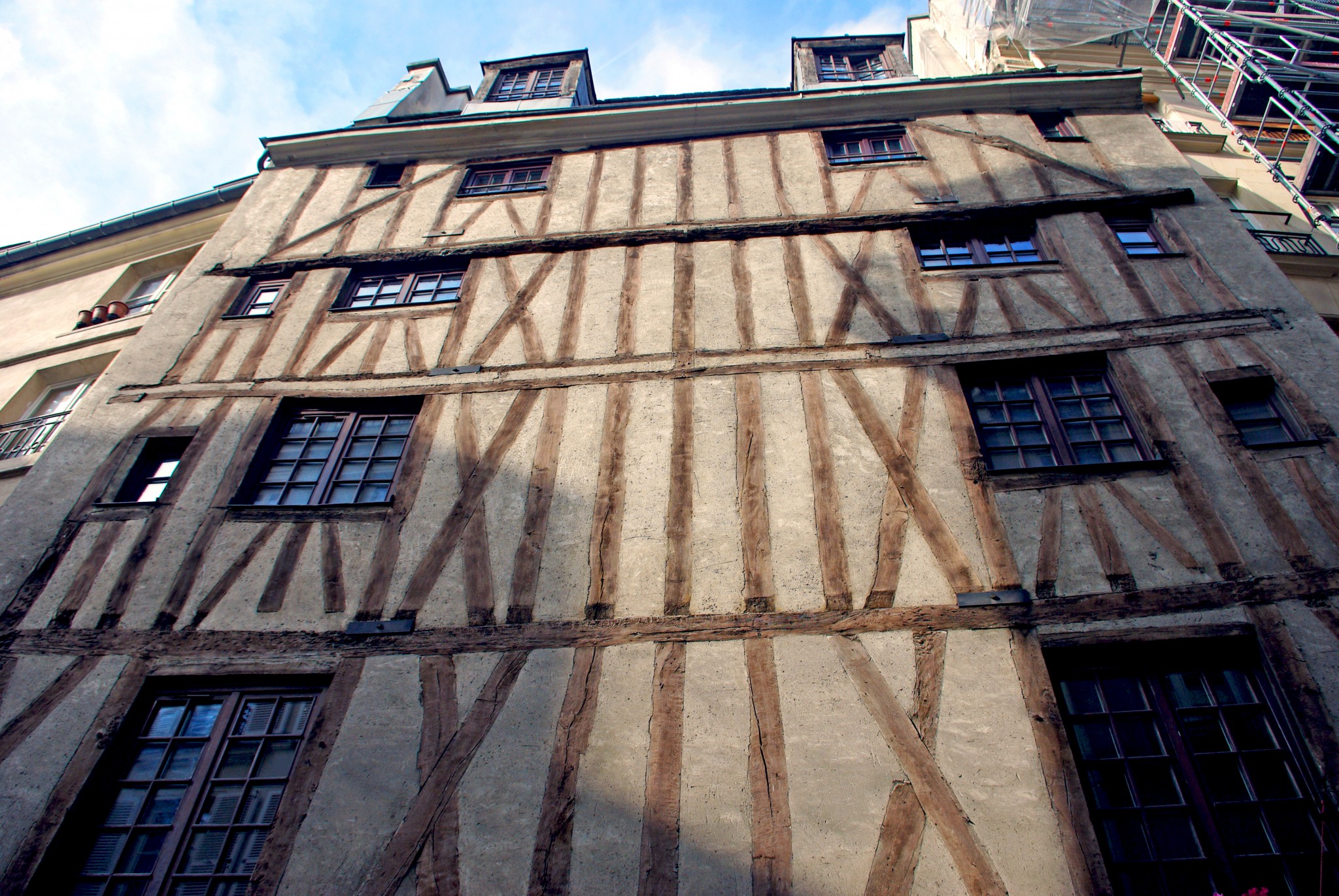 Half-timbered house on Rue Volta, once thought to be Paris' oldest house but dating back to the 17th century © French Moments