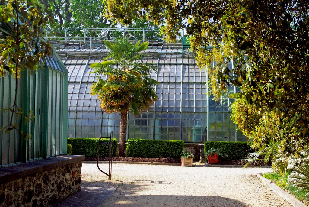 A peaceful corner of the Jardin des Serres d'Auteuil © French Moments