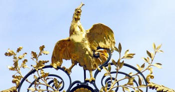 The Gallic Rooster: le coq gaulois Elysee Gate Rooster © French Moments