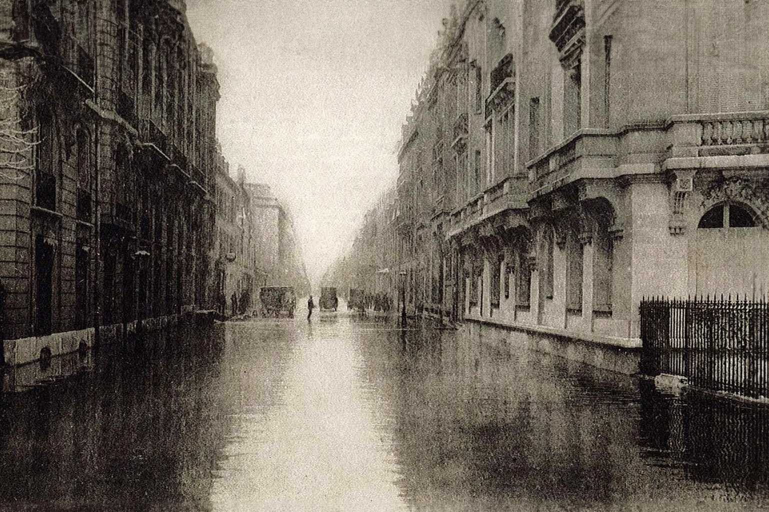 Rue de Lille in January 1910