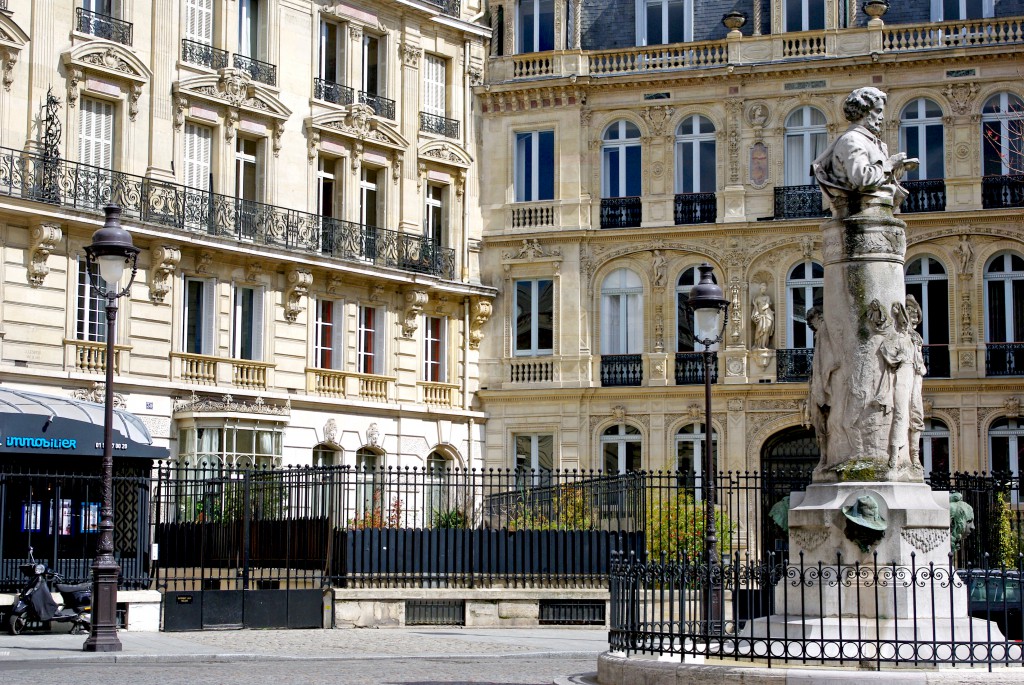 The elegance of Place Saint-Georges, Paris - French Moments