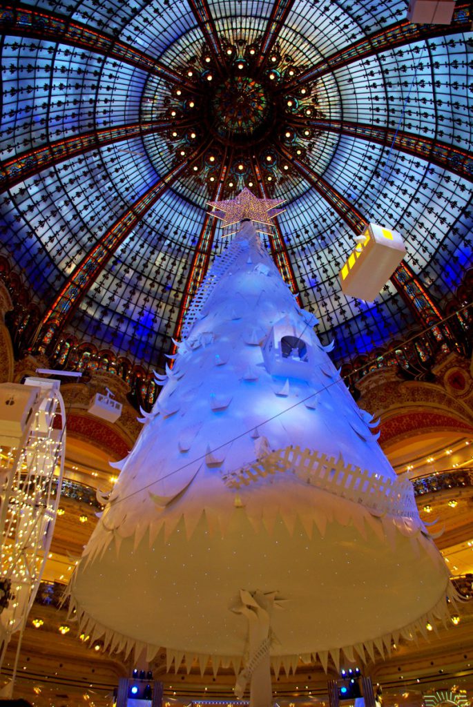 magical christmas tree at galeries lafayette