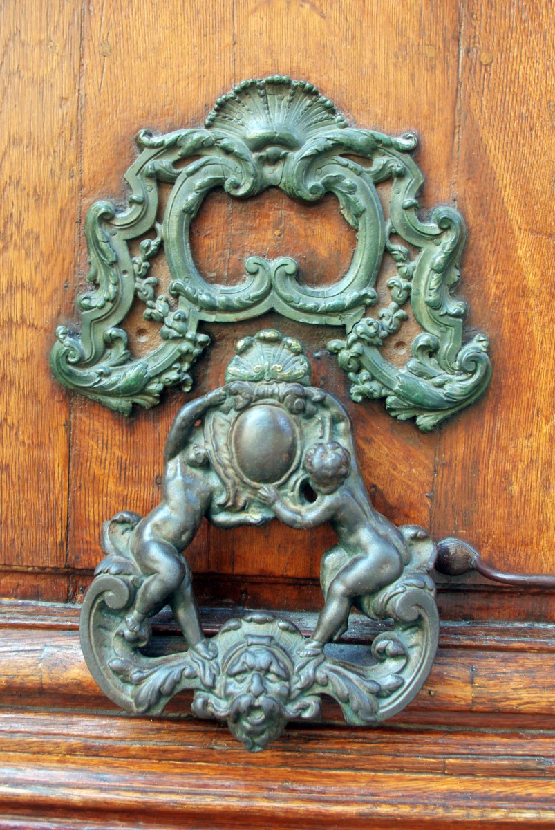 Paris door knockers and handles - French Moments