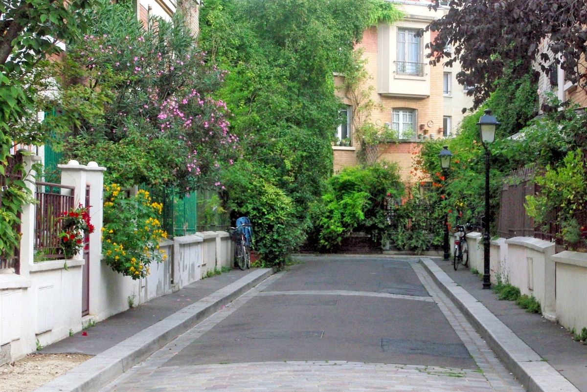 La Cité Florale: A surprising neighbourhood in Paris - French Moments