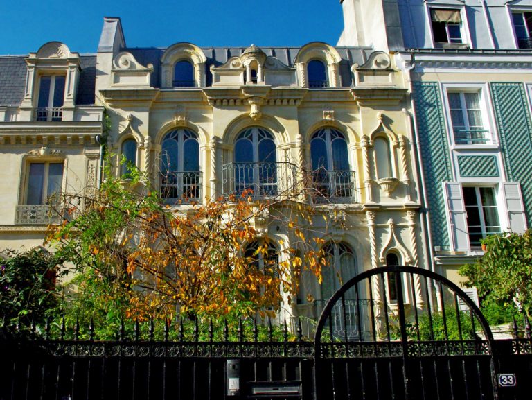 The Cité des Fleurs: French elegance in Paris - French Moments