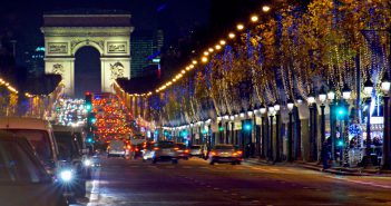 Christmas on the Champs-Élysées © French Moments