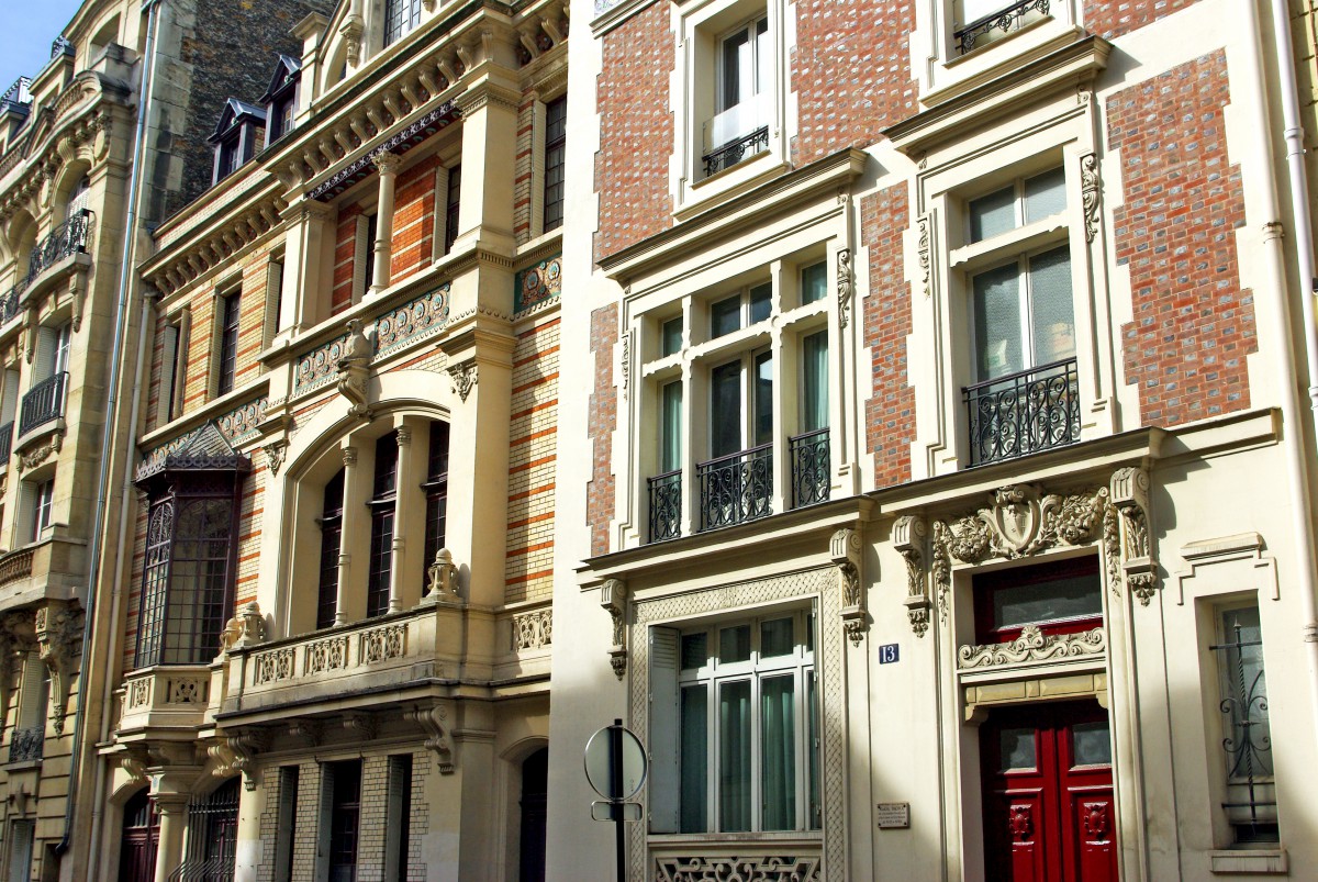 Street façades, 17th arrondissement © French Moments