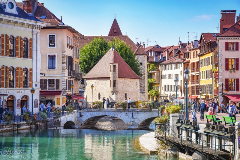 The old town of Annecy © French Moments