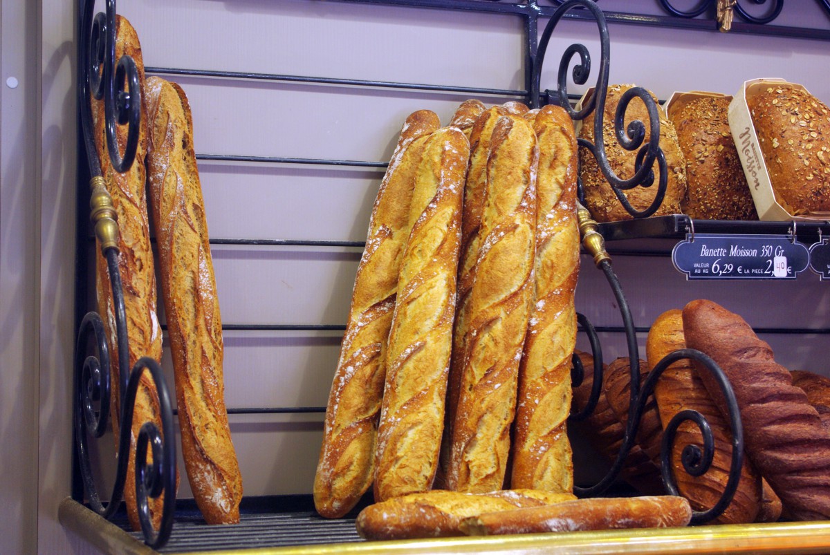 baguettes in Paris Au paradis gourmand