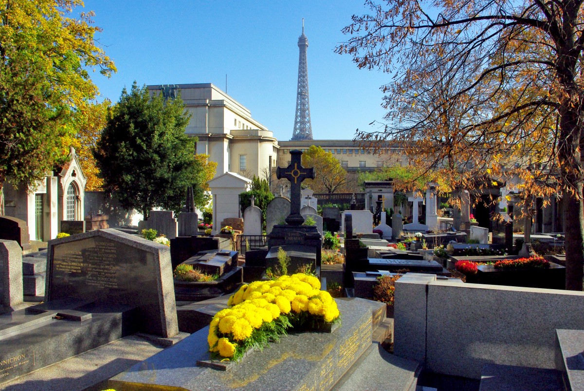 Passy Cemetery Paris © French Moments
