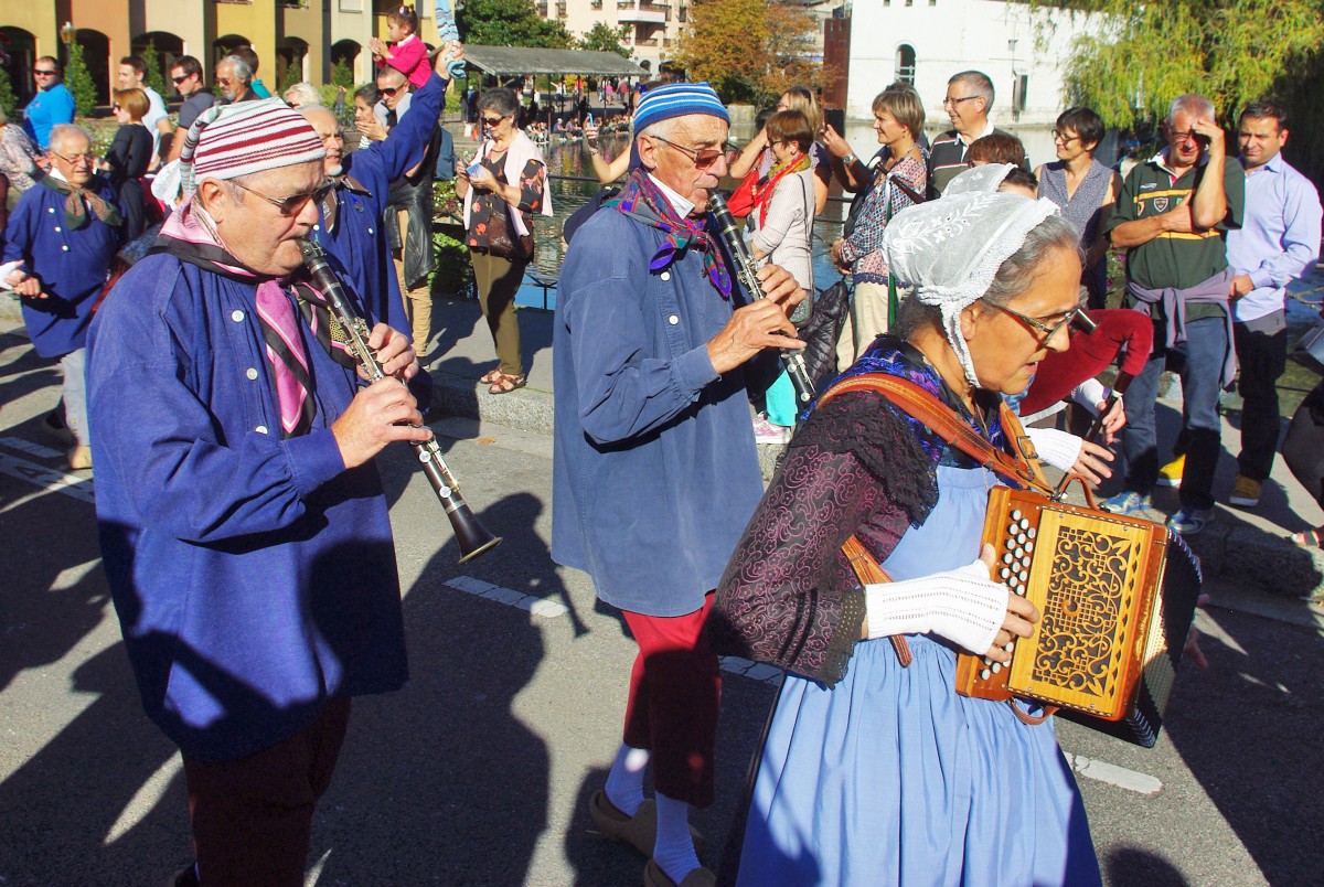 Return from the Alpine Pastures Festival, Annecy © French Moments