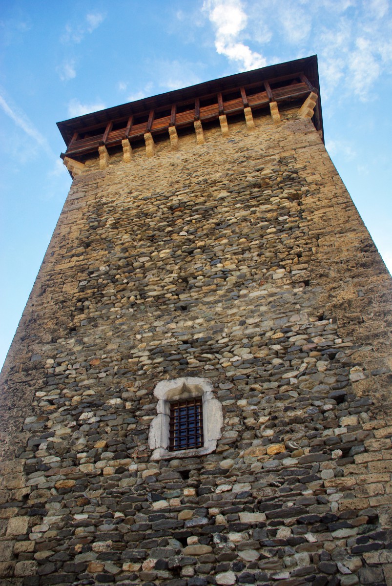 Montmayeur Tower, Aime © French Moments