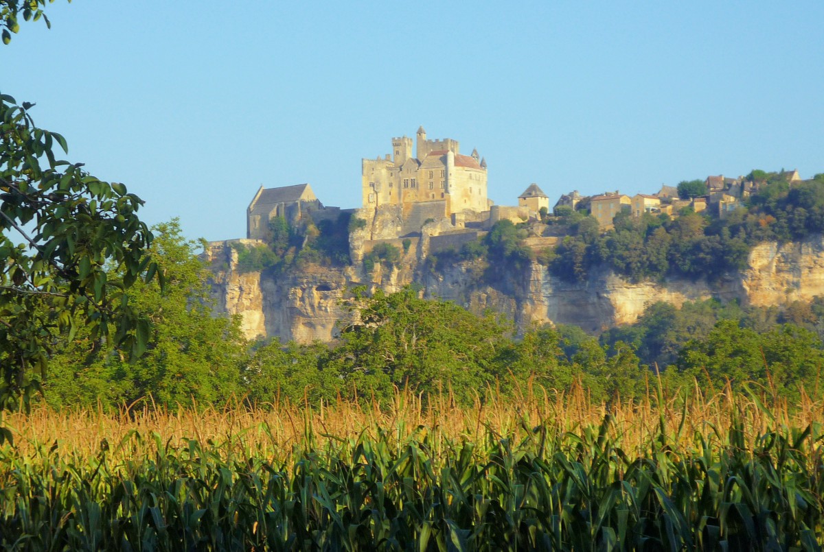 French countryside: Beynac Castle © French Moments
