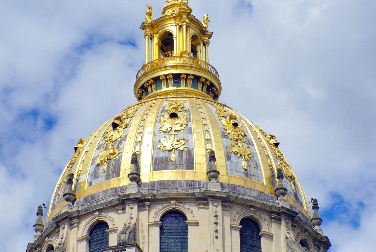 The gilded dome of the Dome church of Les Invalides © French Moments