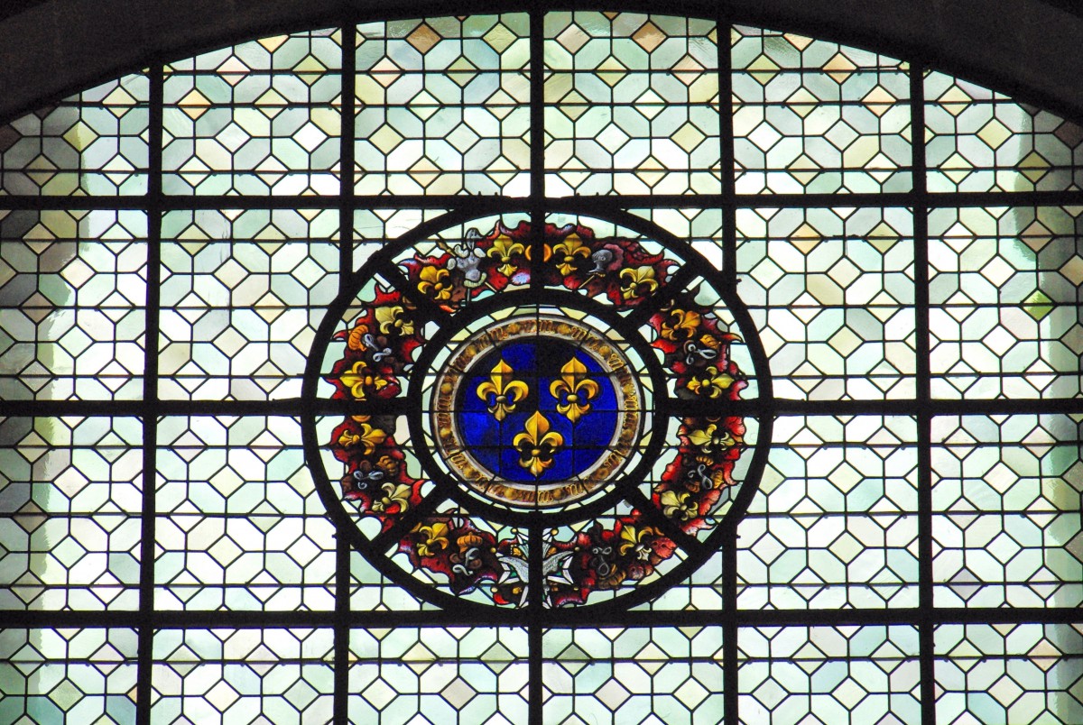 Stained-glass window in the Dome church of Les Invalides © French Moments