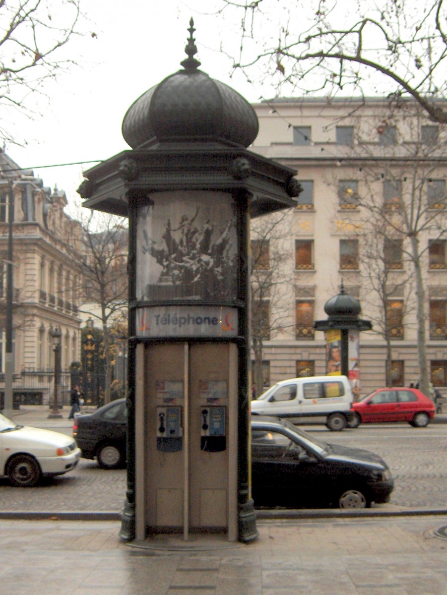 Morris column with telephone © Joe Shlabotnik - licence [CC BY 2.0] from Wikimedia Commons
