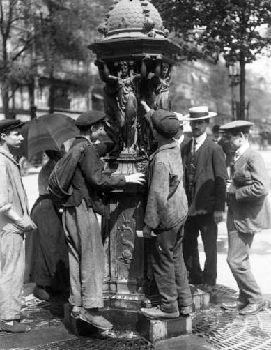 Drinking from a Wallace Fountain in 1911