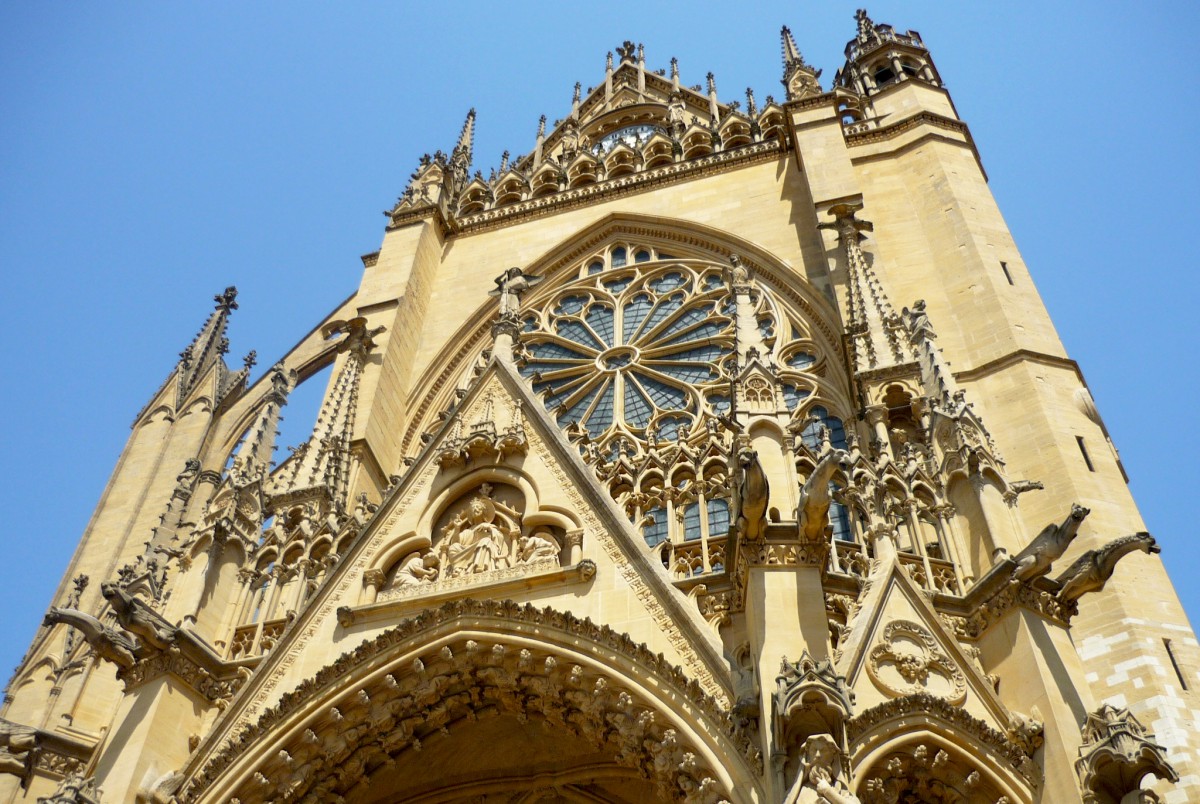 The west front of Metz Cathedral 