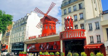 The secrets about the Moulin Rouge in Paris Moulin Rouge © French Moments