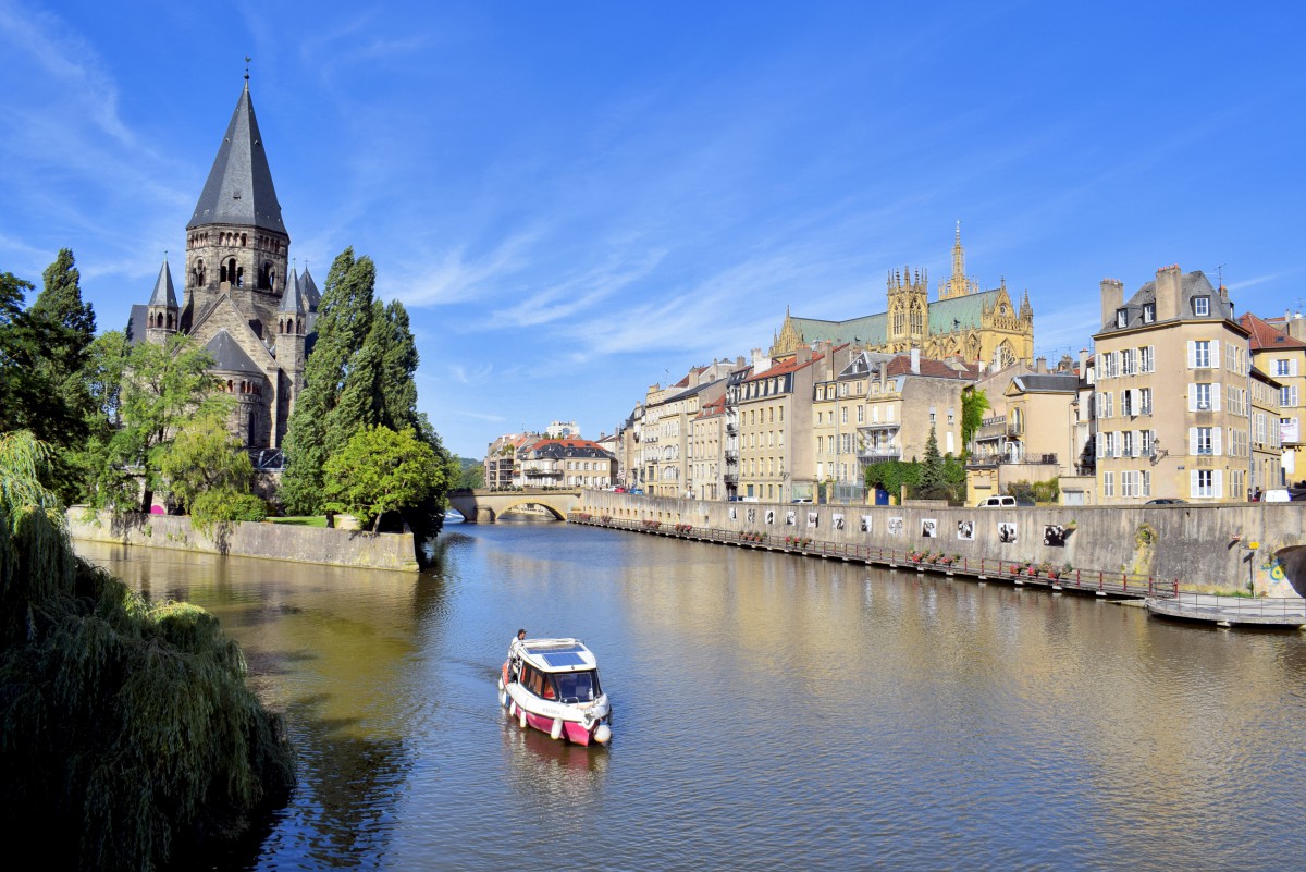 Metz - the view from Moyen Pont © French Moments