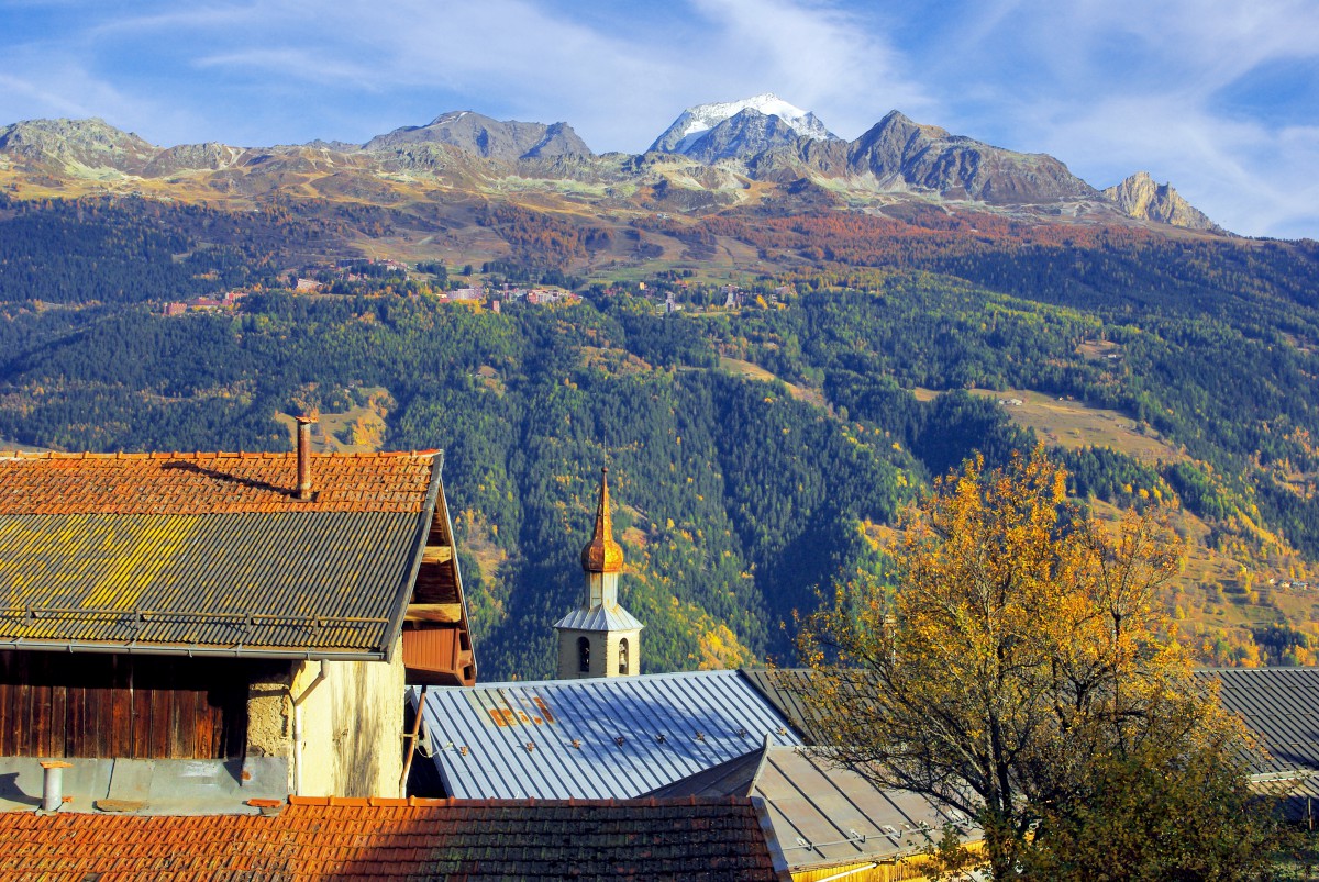 Village of Les Chapelles in Autumn © French Moments