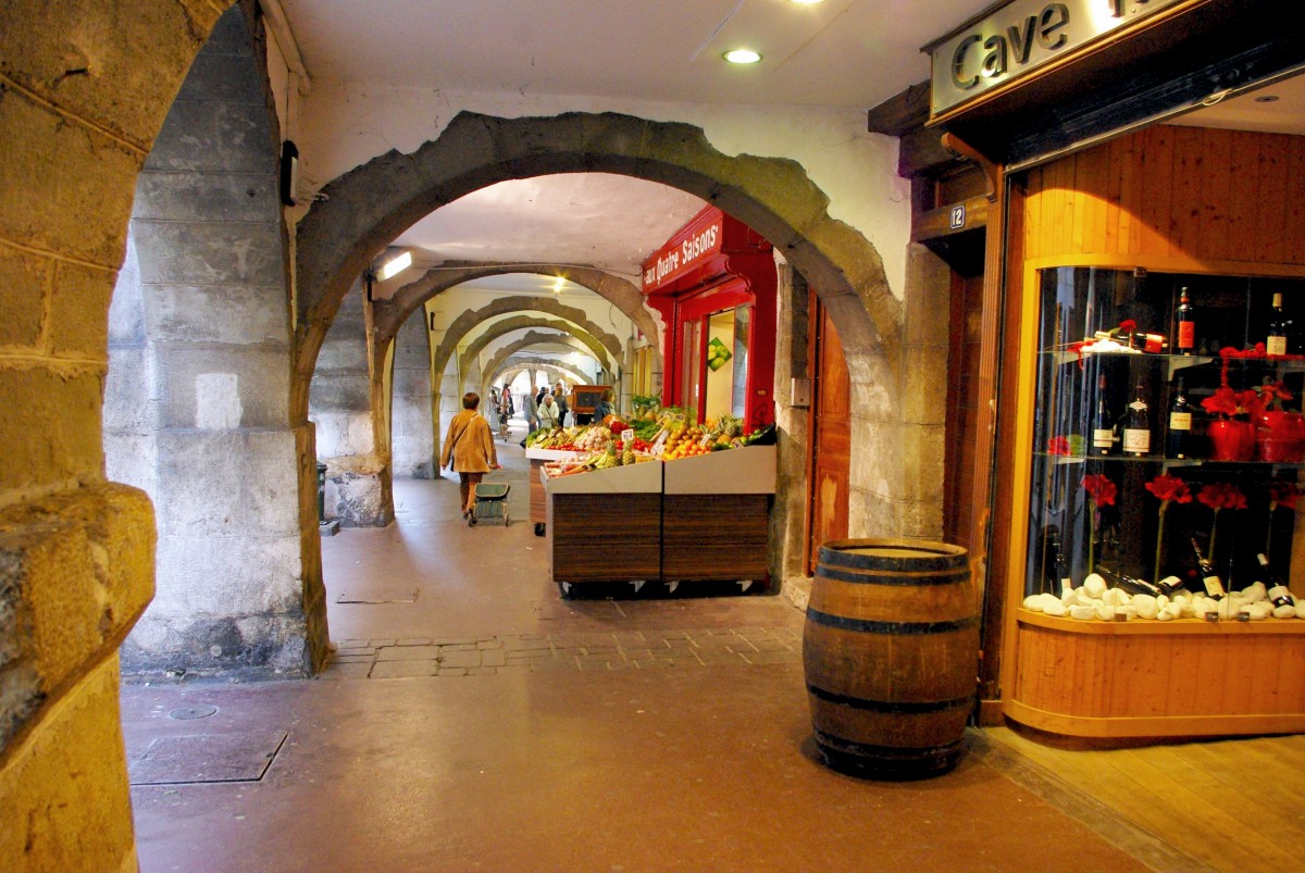 Rue Filaterie Annecy © French Moments