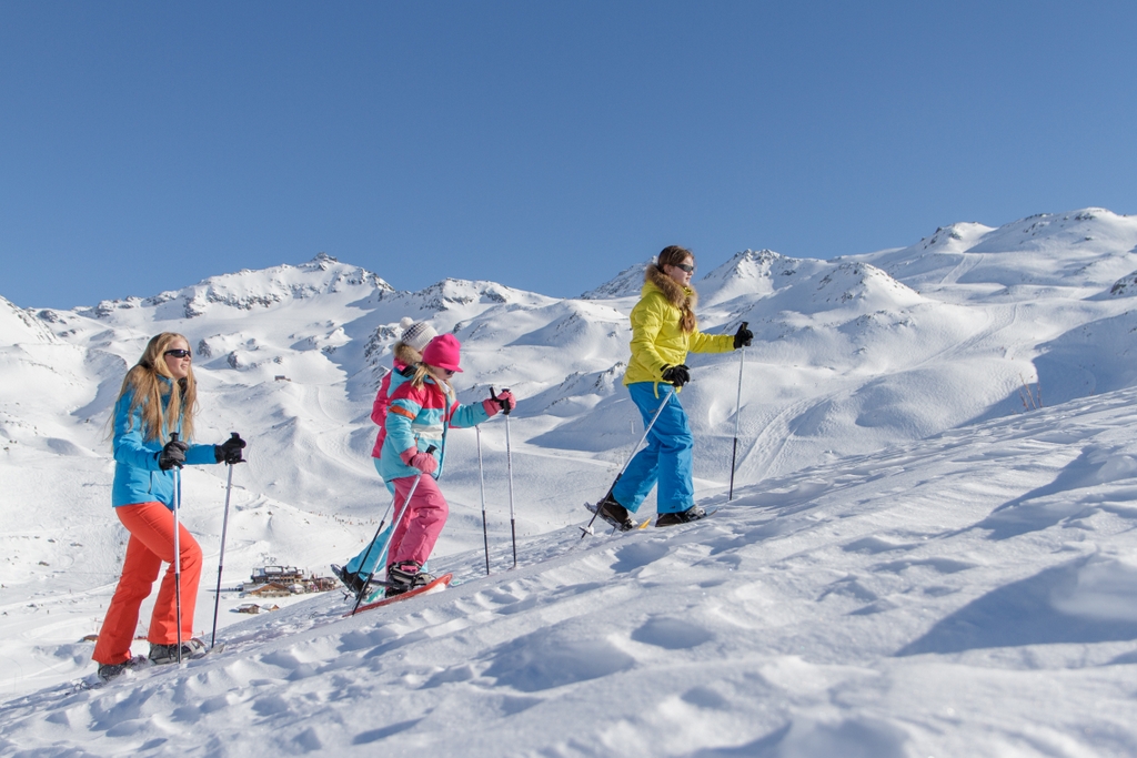 Snowshoeing in Val Thorens © C.Cattin OT Val Thorens