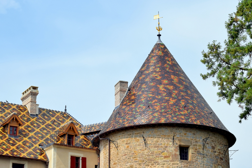 Castle of Couches © French Moments